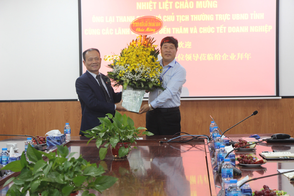 Provincial Permanent Vice Chairman Lai Thanh Son extends Tet greetings to some FDI enterprises