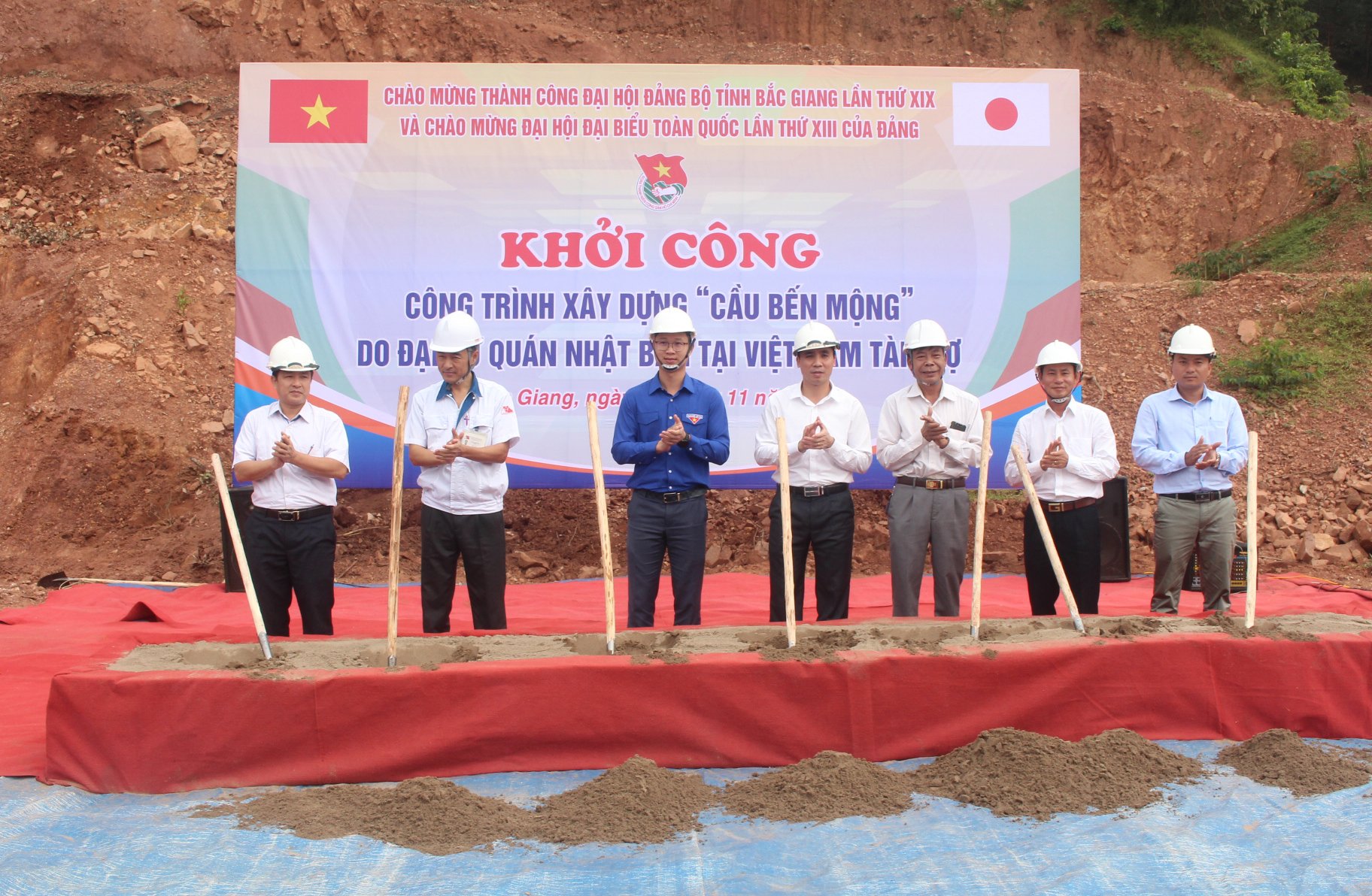 Japanese Embassy- granted project of Ben Mong Bridge in Luc Nam district launched