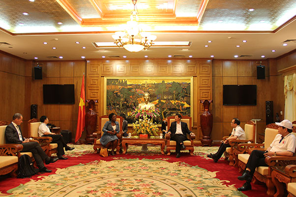 Provincial Party Committee Secretary, Chairman of the Provincial People’s Committee receive...