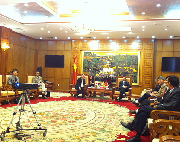 Vice chairman of the People’s Committee of Bac Giang province worked with Head of Hanoi...